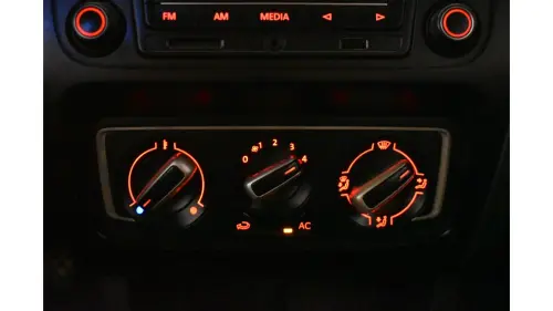 FOX - 1.6 MI ROCK IN RIO 8V 4P MANUAL