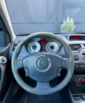 MEGANE 1.6 Dynamique Grand Tour 16V