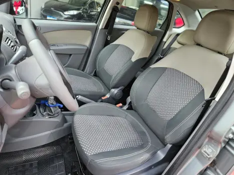 Grand Siena ESSENCE 1.6 Flex 16V