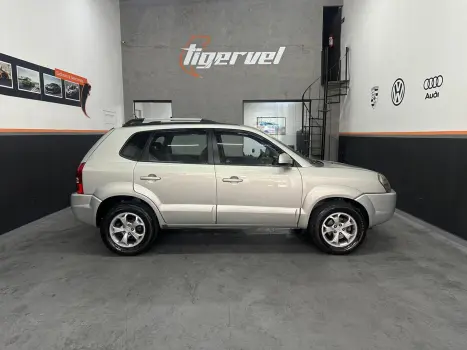 Tucson 2.0 Mpfi Gls 16V 143Cv 2Wd Gasolina 4P Automático