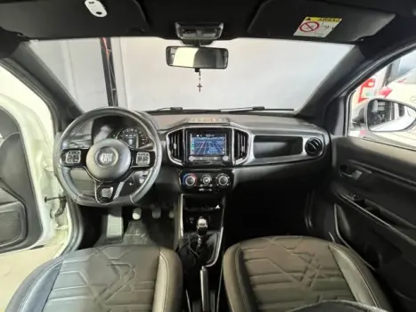 STRADA - 1.3 FIREFLY VOLCANO CD MANUAL