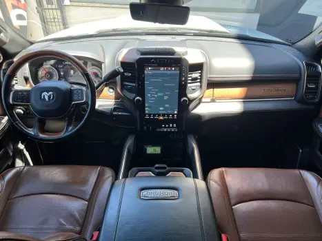 3500 6.7 Laramie Longhorn 4X4 CD 6 Cilindros Turbo