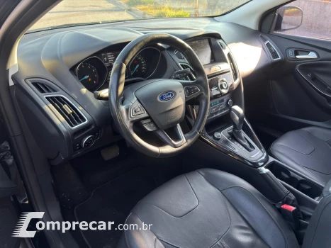 FOCUS 2.0 TITANIUM PLUS FASTBACK 16V FLEX 4P POWERSHIFT