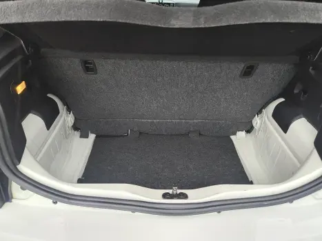 UP 1.0 TSI Move UP 12V