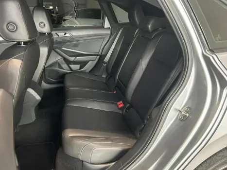 JETTA R-LINE 250 TSI 1.4 FLEX 16V AUT.