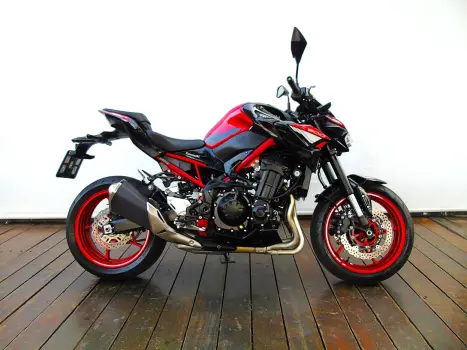 KAWASAKI Z900 ABS