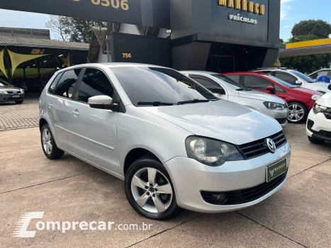Volkswagen POLO 1.6 MI 8V 4 portas