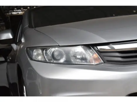 CIVIC - 1.8 LXS 16V 4P MANUAL