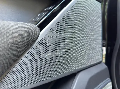 RANGE ROVER VELAR 2.0 P300 R-dynamic SE