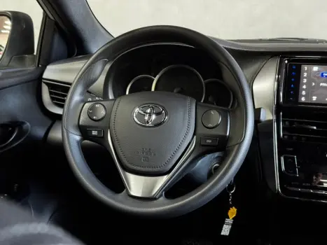 YARIS 1.5 16V FLEX XL MULTIDRIVE