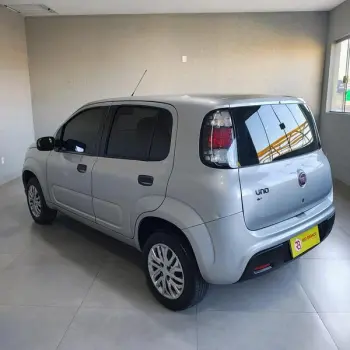 FIAT UNO ATTRACTIVE 1.0