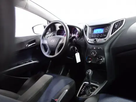 HB20 - 1.6 COMFORT STYLE 16V 4P AUTOMÁTICO