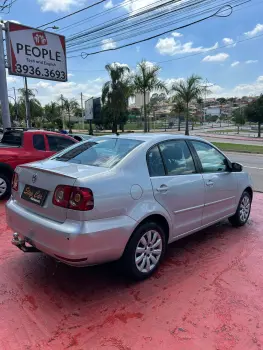 POLO SEDAN 1.6 MI 8V