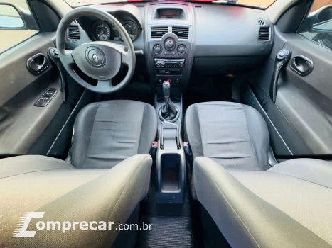 MÉGANE 1.6 Extreme Sedan 16V