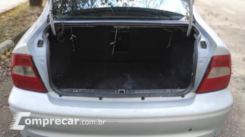 VECTRA 2.2 MPFI GL Milenium 8V