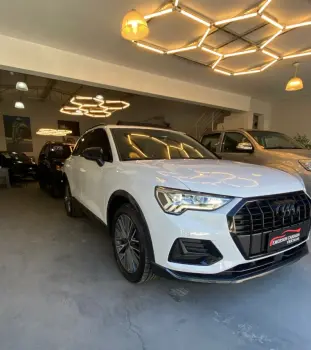 Q3 1.4 TFSI Black Edition S Tronic