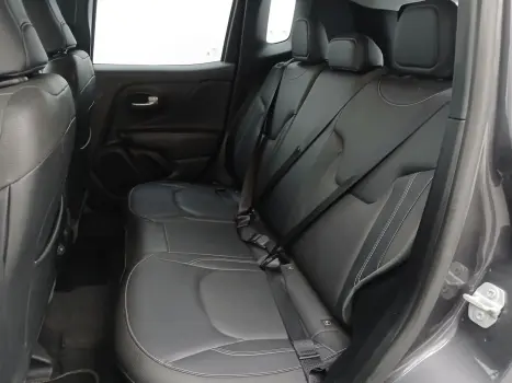 RENEGADE 1.3 T270 TURBO FLEX LONGITUDE AT6