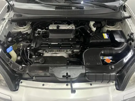 Tucson 2.0 Mpfi Gls 16V 143Cv 2Wd Gasolina 4P Automático
