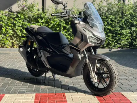 HONDA ADV 150