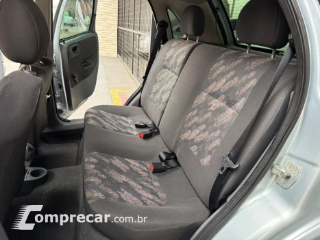 CORSA 1.8 MPFI Maxx 8V