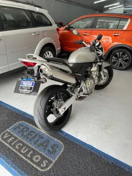 CB 600F HORNET