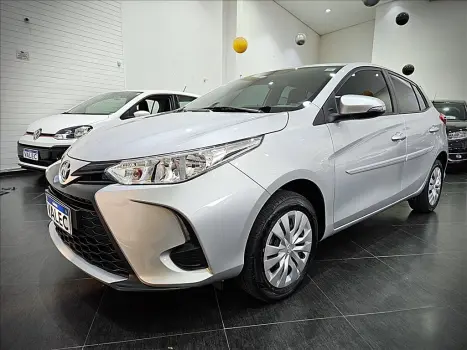 Toyota YARIS 1.5 16V FLEX XL MULTIDRIVE 4 portas