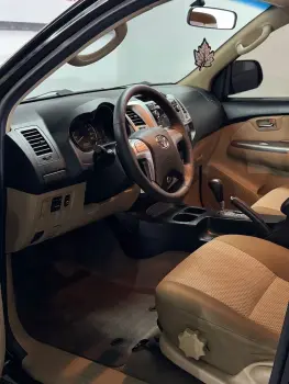 Hilux SW4 SR 4x2 2.7/ 2.7 Flex 16V Aut.