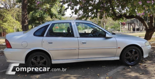 VECTRA 2.2 MPFI GL Milenium 8V