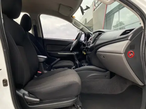 L200 TRITON 2.4 16V Turbo GLS CD 4X4