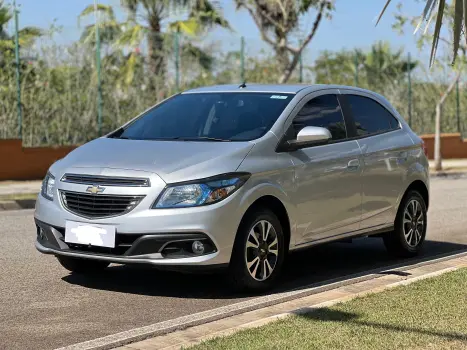 CHEVROLET ONIX 1.4 MPFI LTZ 8V 4 portas