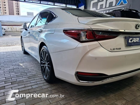 ES 300 H 2.5 16V 4P LUXURY HÍBRIDO AUTOMÁTICO CVT