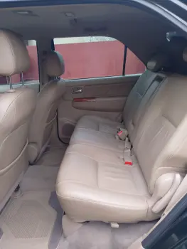 HILUX SW4 3.0 SRV 4X4 7 Lugares 16V Turbo Intercooler