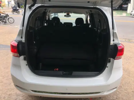 Spin 1.8 Premier 8V Flex 4P Automático