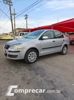 Polo Sedan 1.6 4P