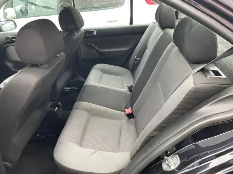 BORA 2.0 MI 8V GASOLINA 4P MANUAL