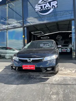 Honda CIVIC 1.8 LXS 16V 4 portas