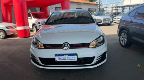 Golf 2.0 4P GTI TURBO AUTOMÁTICO