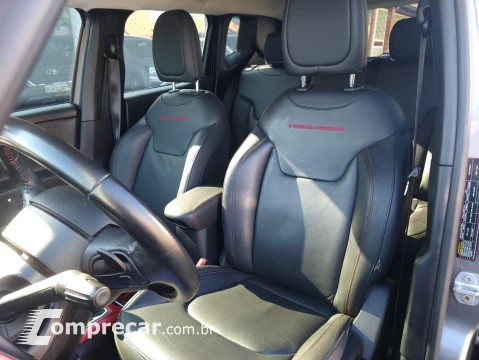 RENEGADE 2.0 16V Turbo Trailhawk 4X4