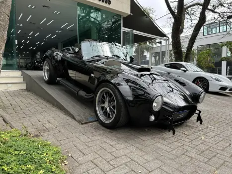 COBRA 5.0 V8 Réplica