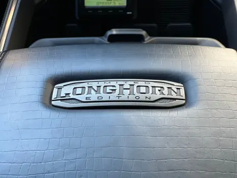 3500 6.7 Laramie Longhorn 4X4 CD 6 Cilindros Turbo