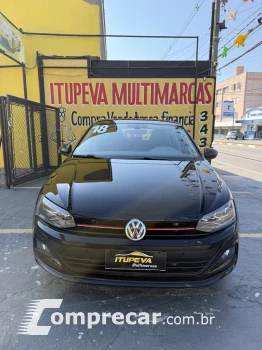 Volkswagen POLO 1.0 200 TSI Comfortline 4 portas
