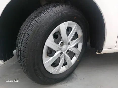 VOYAGE 1.0 12V MPI TOTALFLEX 4P MANUAL