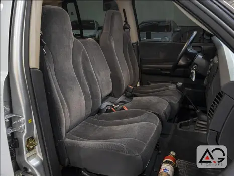 DAKOTA 2.5 Sport 4X2 CD 8V Turbo