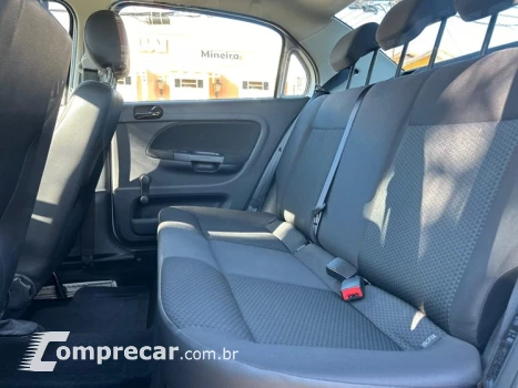 VOYAGE 1.0 12V MPI Totalflex