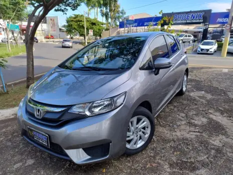 Honda FIT 1.5 LX 16V 4 portas
