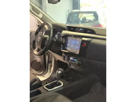 HILUX 2.8 D-4D TURBO DIESEL CD SRX 4X4 AUTOMÁTICO