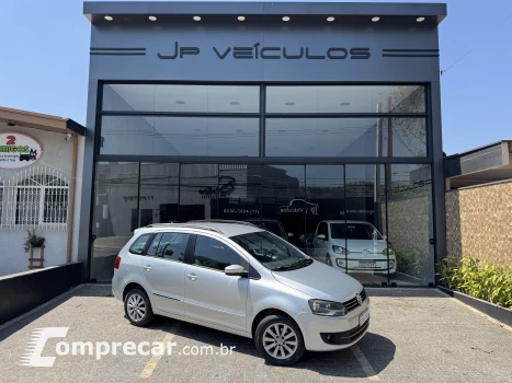 Volkswagen SPACEFOX 1.6 MI Sportline 8V 4 portas