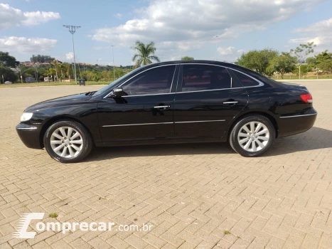 AZERA 3.3 MPFI GLS Sedan V6 24V