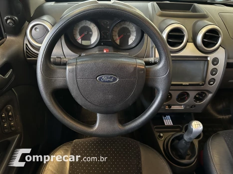 FIESTA 1.6 Rocam Sedan 8V