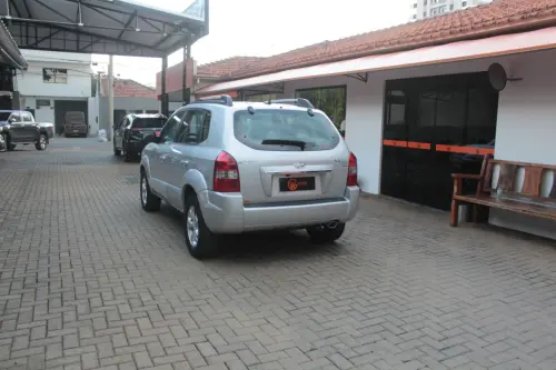 Tucson 2.0 16V 4P GLS AUTOMÁTICO